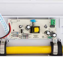 Luz de emergencia LED de 3W permanente/no permanente